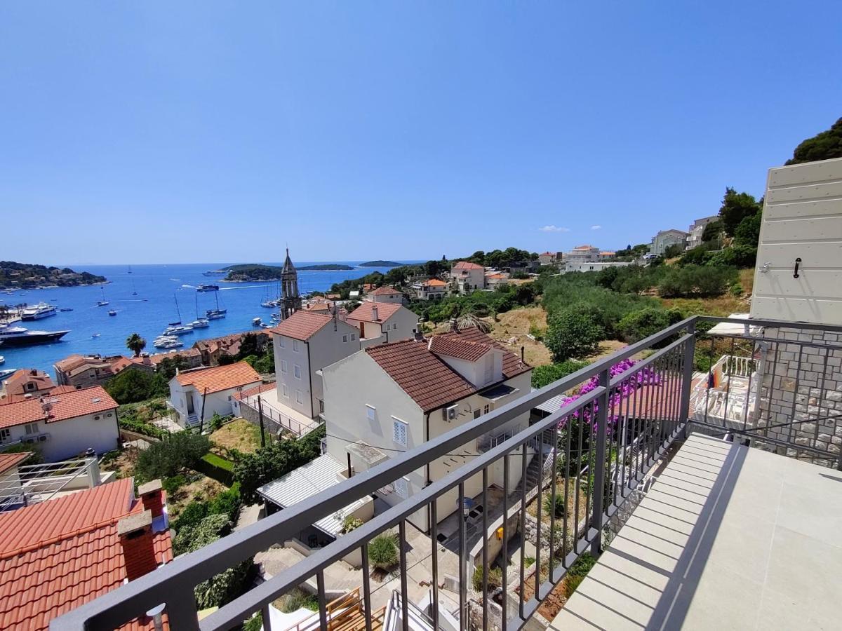 Brand New Apt W Balcony & Perfect Seaview At Center Đảo Hvar Ngoại thất bức ảnh