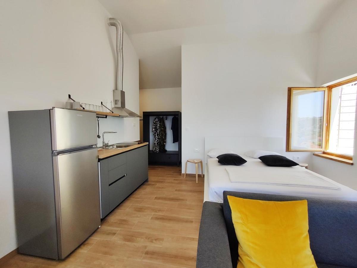 Brand New Apt W Balcony & Perfect Seaview At Center Đảo Hvar Ngoại thất bức ảnh