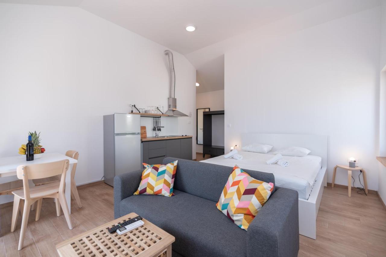 Brand New Apt W Balcony & Perfect Seaview At Center Đảo Hvar Ngoại thất bức ảnh