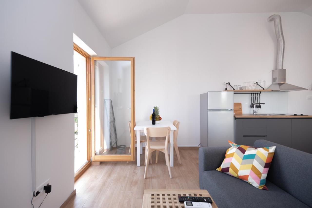 Brand New Apt W Balcony & Perfect Seaview At Center Đảo Hvar Ngoại thất bức ảnh