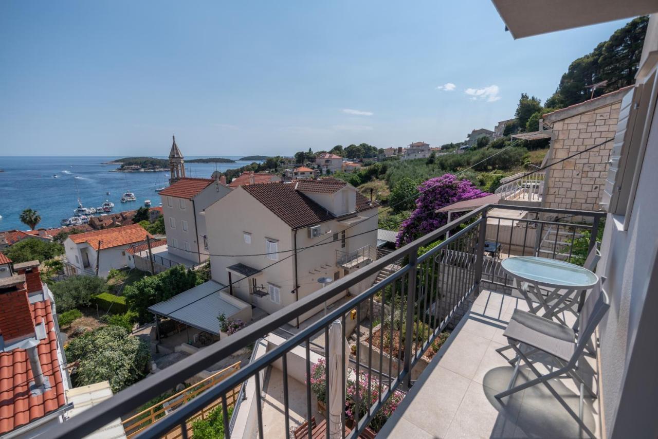 Brand New Apt W Balcony & Perfect Seaview At Center Đảo Hvar Ngoại thất bức ảnh